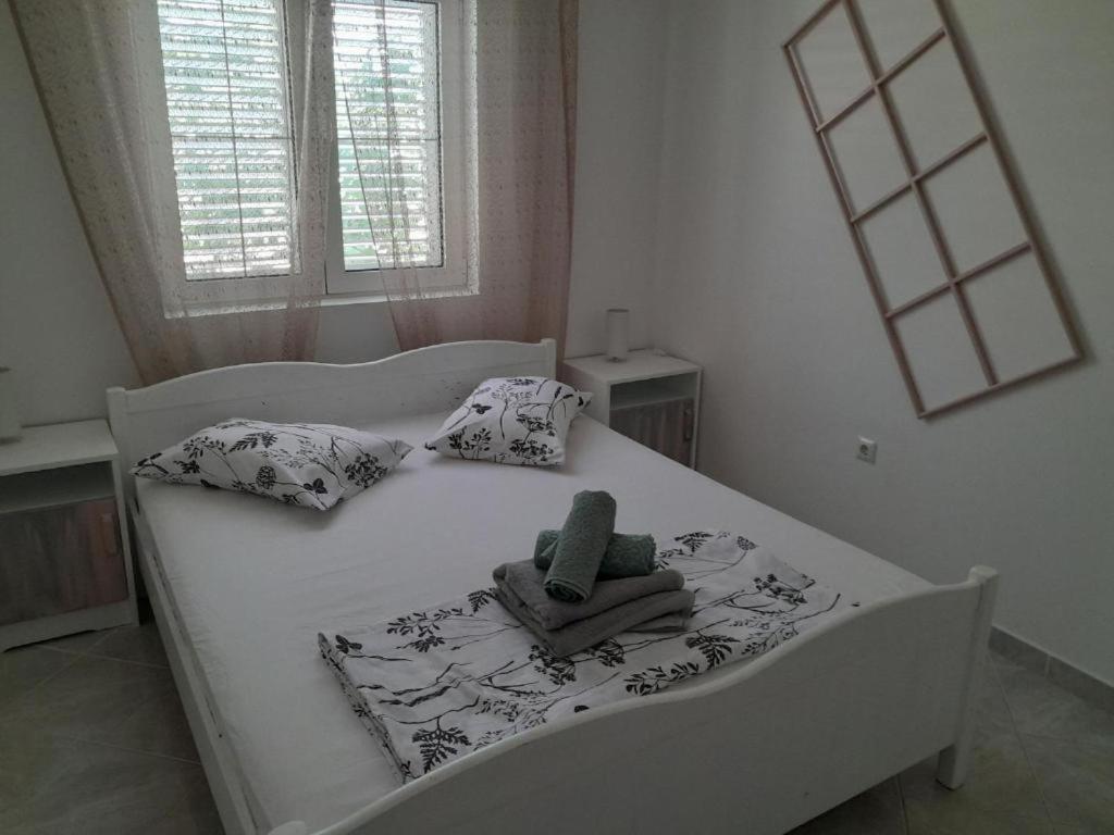 Apartmani Ira Vir Oda fotoğraf