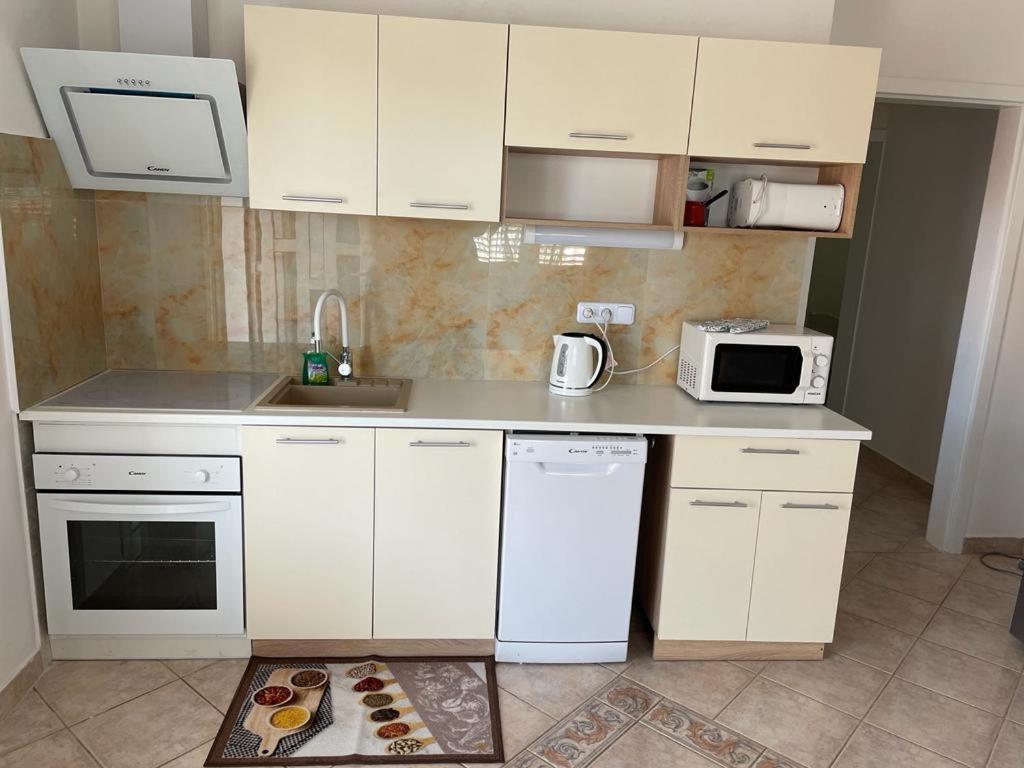 Apartmani Ira Vir Dış mekan fotoğraf