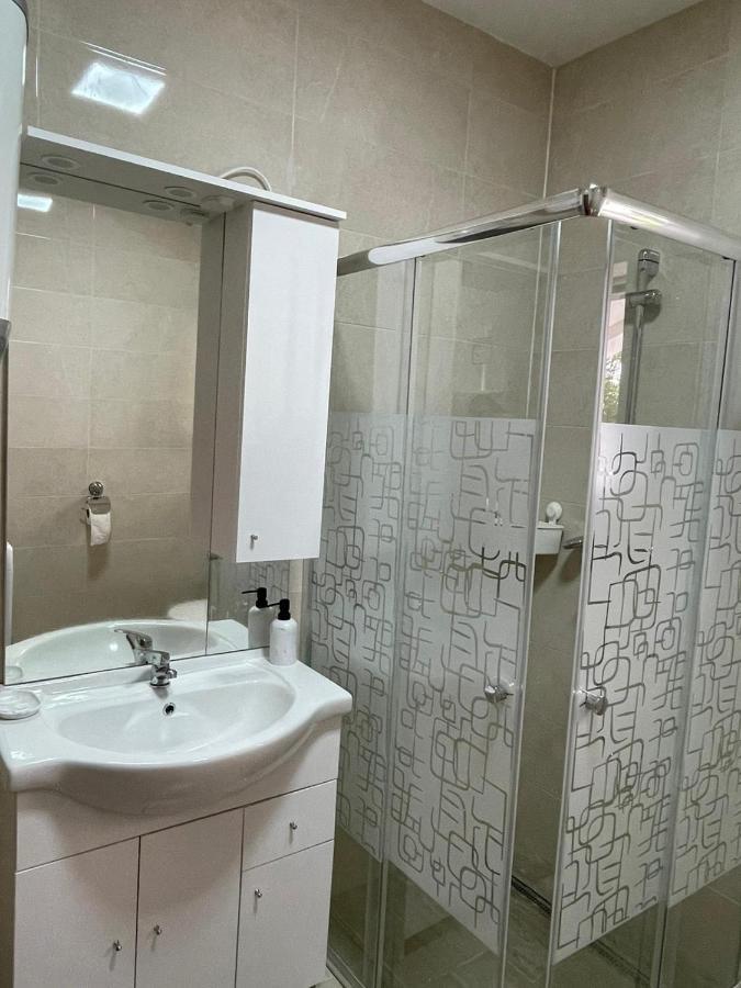Apartmani Ira Vir Dış mekan fotoğraf