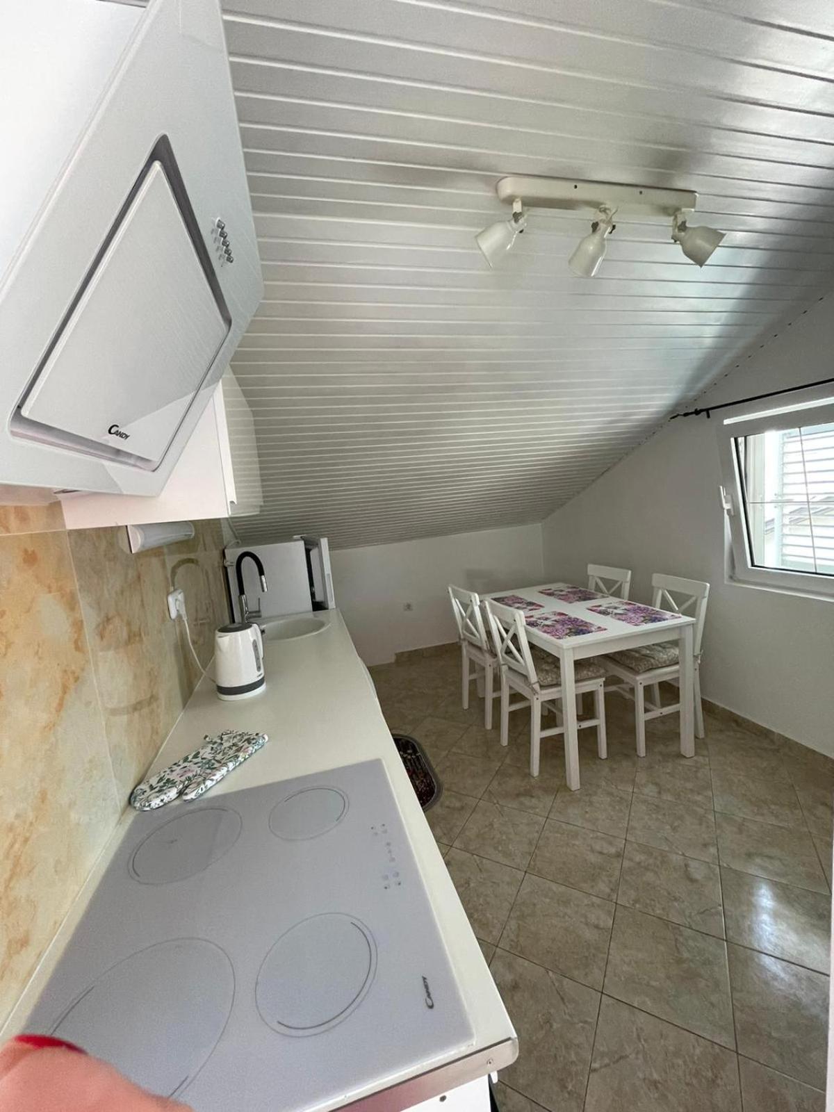 Apartmani Ira Vir Oda fotoğraf